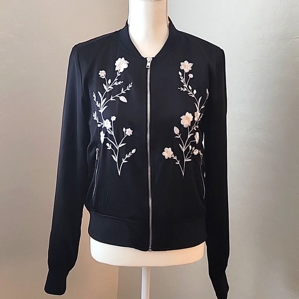 BEAUTIFUL ANA A NEW APPROACH BLACK JACKET SZ M IN EXCELLENT CONDITION